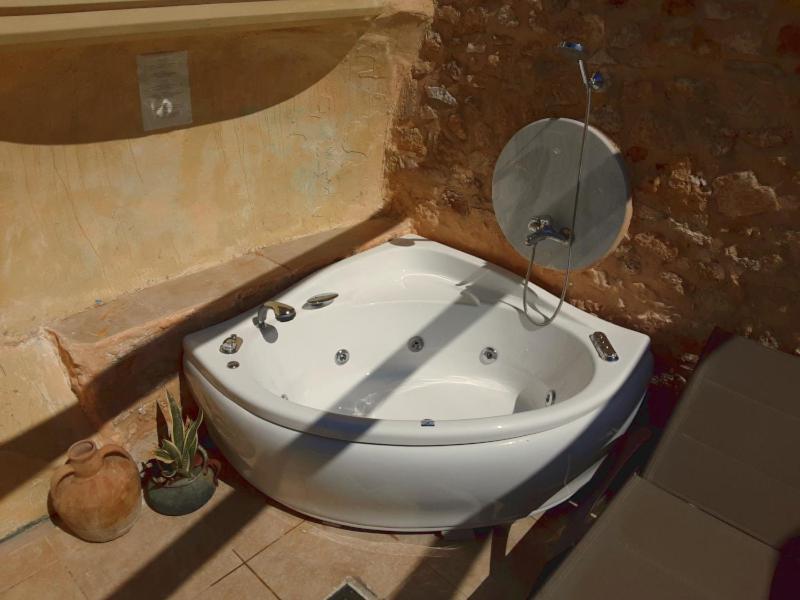 Hamam Oriental Suites Rethymno Exterior foto